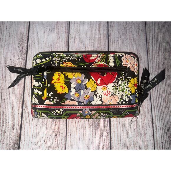 Vera Bradley Poppy Fields 2011  Quilted Floral Turnlock Zip Around Wallet - Picture 3 of 9